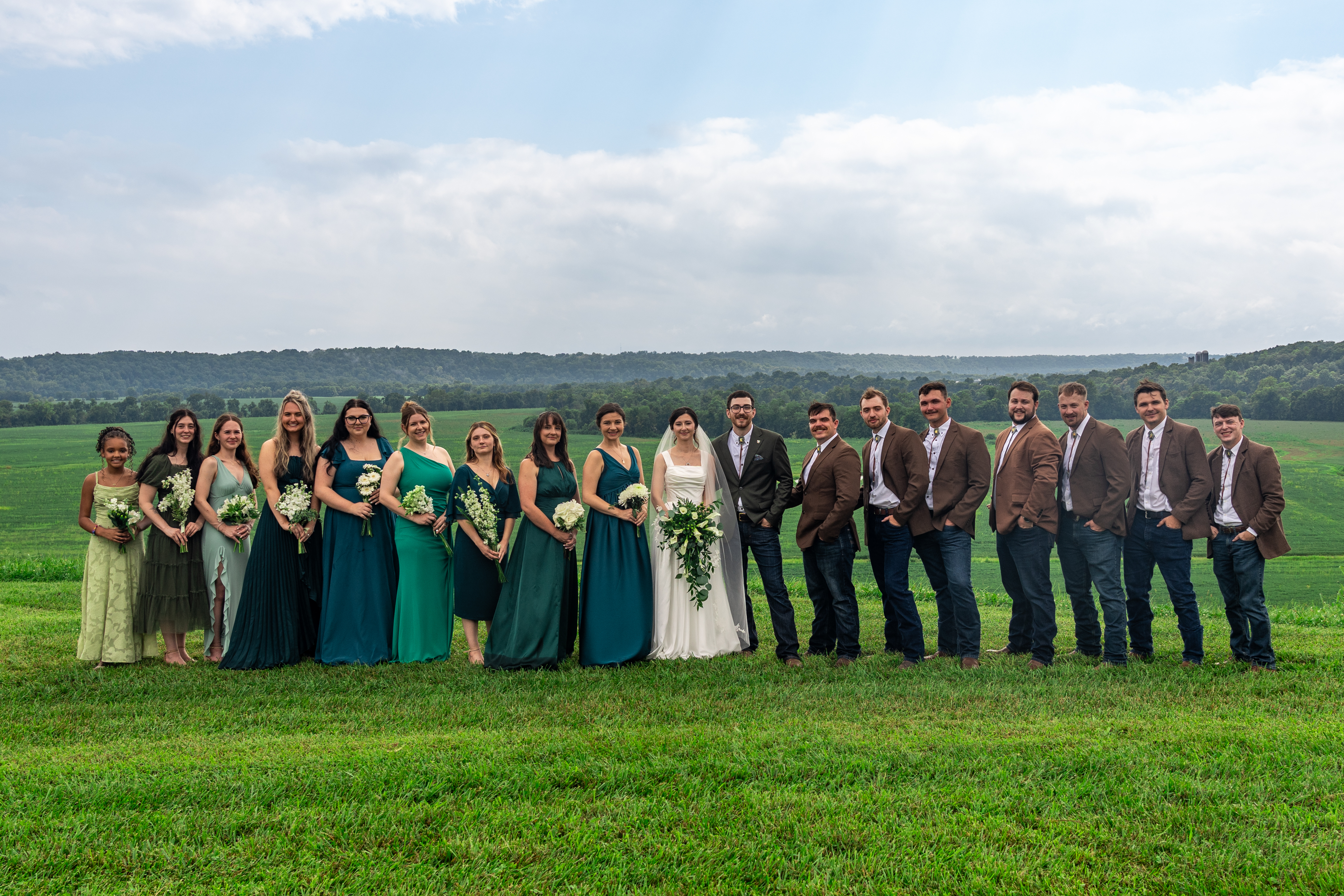 When Should You Book a Wedding Photographer? A Kentucky Bride’s Guide